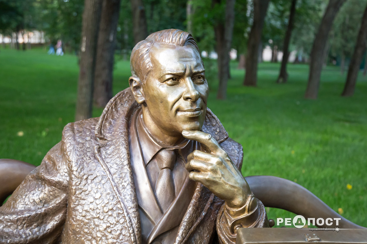 Бернес, Ніжин, Харків