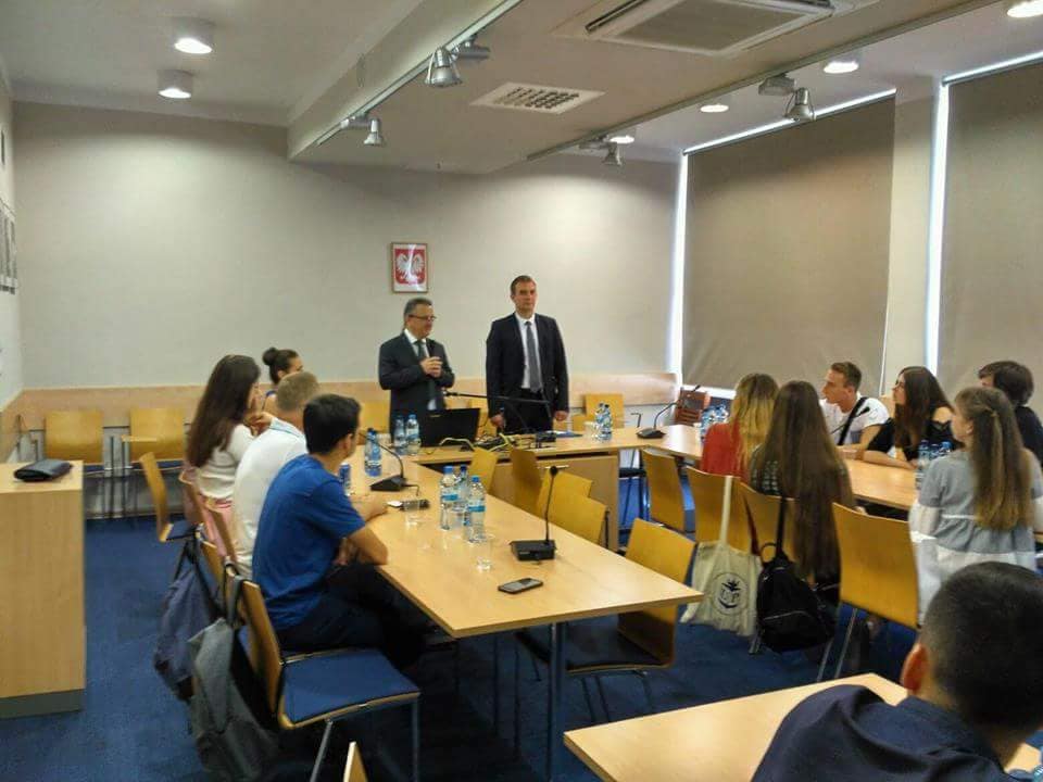 Демократія, децентнралізація, Польща, НДУ, Олькуш