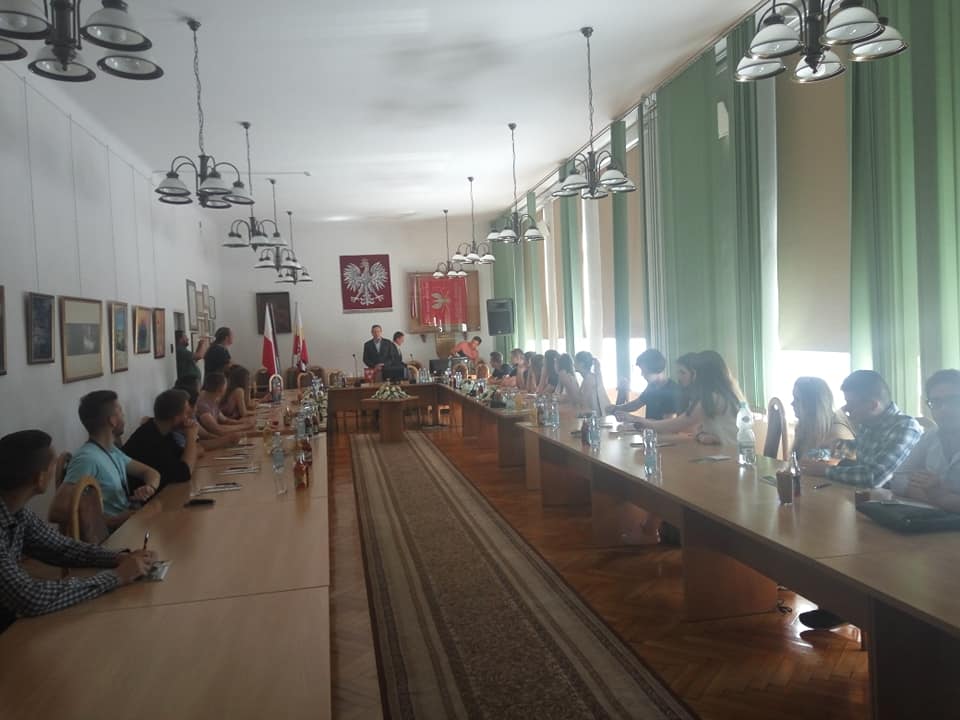 Демократія, децентнралізація, Польща, НДУ, Олькуш