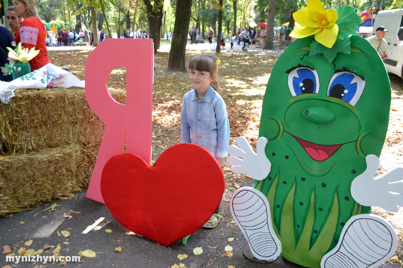 фестиваль, Ніжинський огірок