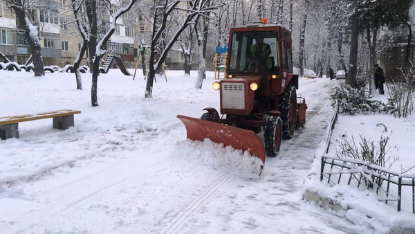 комунальна нарада, прибирання, сніг, маршрутки, графік