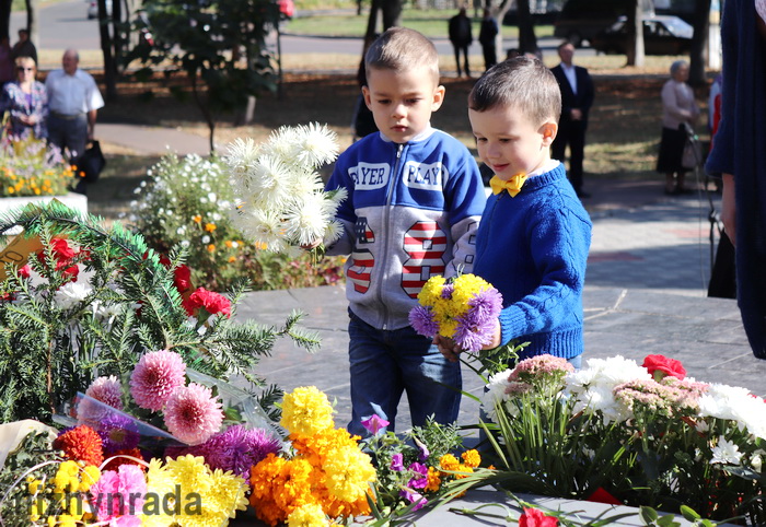 визволення міста, відзначення, мітинг, Вічний вогонь