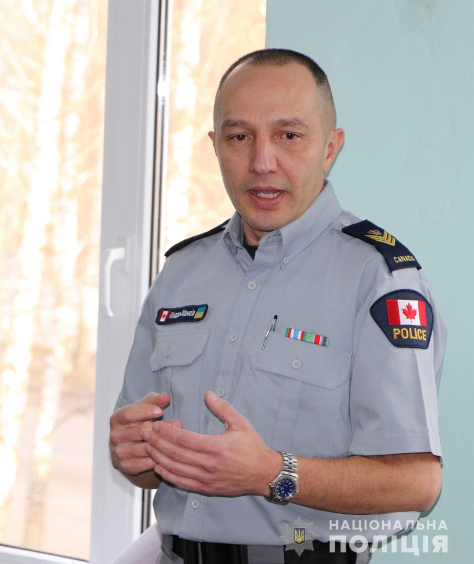 тренінг, поліція, Канада