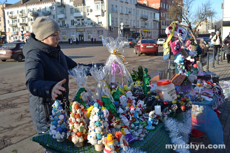 Різдвяний ярмарок, майстри, ялинка, площа Франка