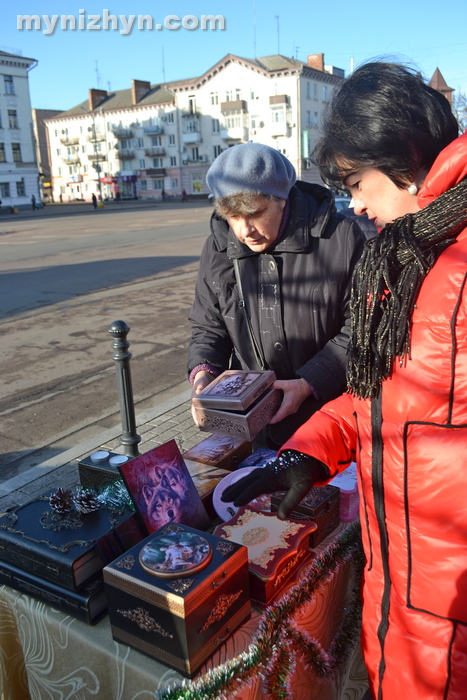 Різдвяний ярмарок, майстри, ялинка, площа Франка