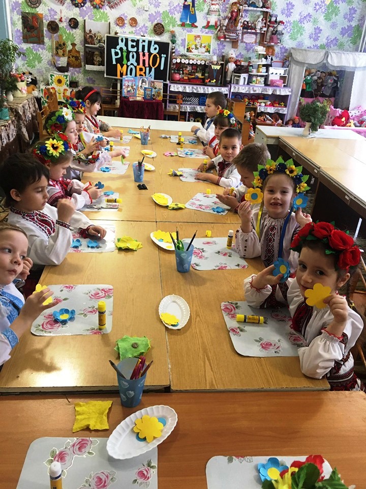 мова, Україна, ДНЗ №13 «Берізка», панно, квест-ігри