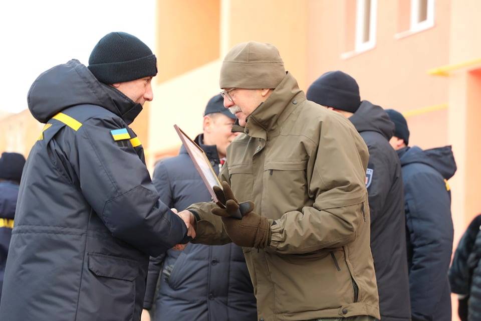 рятувальники, квартири, святкування, спеціальний авіаційний загін