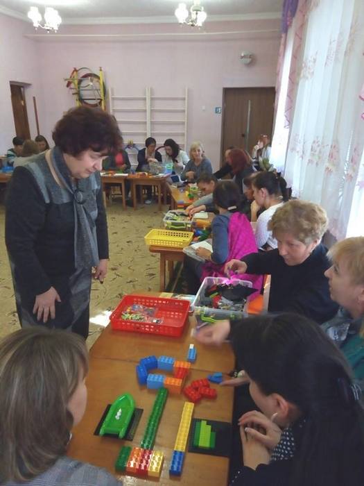 Lego, нова українська школа, вихователі, тренінг