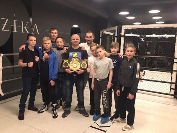 боксери, гості, Володимир Сидоренко