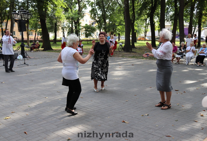 свято, сквер Гоголя