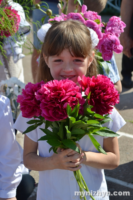 школа №9, Останній дзвоник, випускники