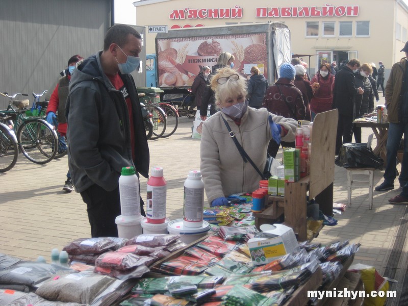 Ніжин, ринок, торгівля, маски