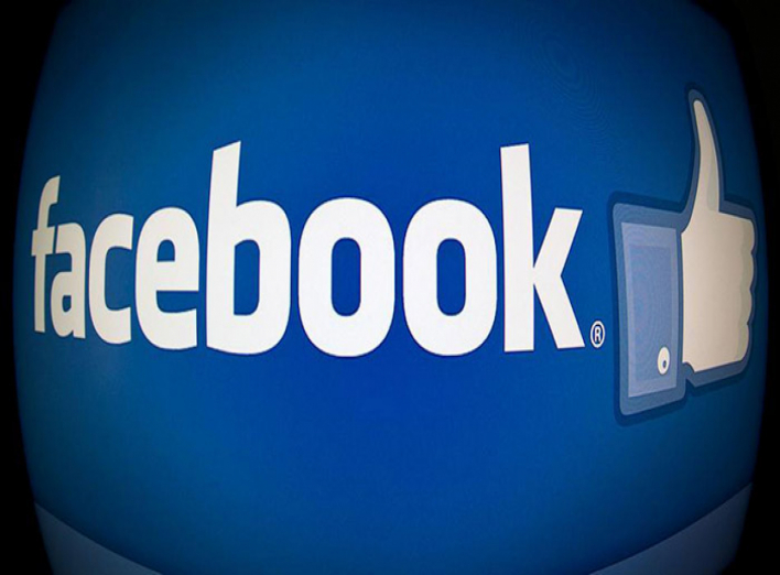 Facebook заборонив публікувати фото жіночих грудей та описи статевого акту