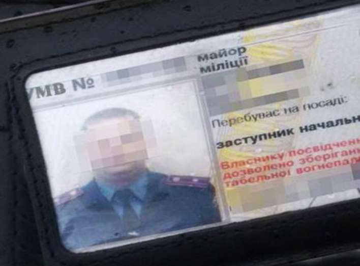 На Чернігівщині СБУ затримала на хабарі заступника начальника райвідділу міліції