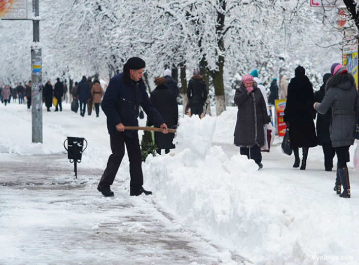 Інспекція з благоустрою: мешканці міста мають долучатись до зимового прибирання