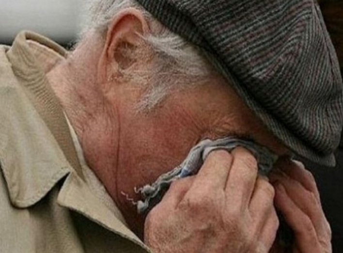 Молоді «працівниці» пенсійного фонду розвели 81-річного ніжинця на 100 тисяч