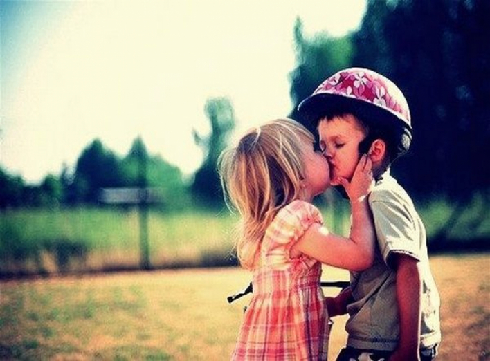 Щороку 6 липня відзначають Всесвітній день поцілунку