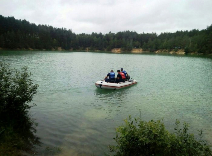 На «Голубих озерах» знайшли тіло зниклого 21-річного чоловіка