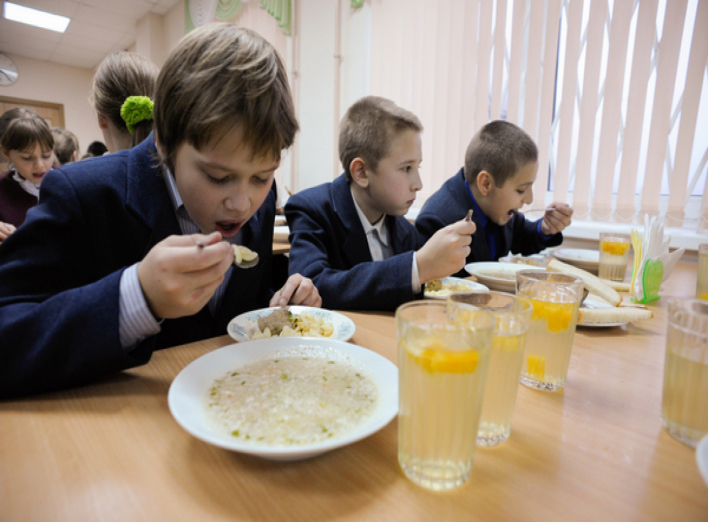 За шкільні сніданки учнів початкової школи батьки будуть доплачувати