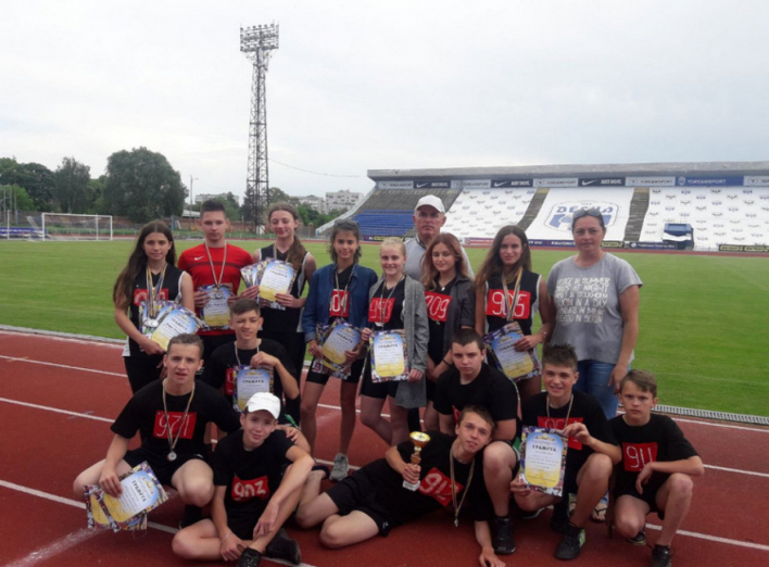 Команда школи №9 перемогла на обласному етапі Всеукраїнських дитячих спортивних ігор