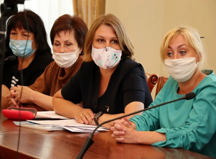 Голова Чернігівської ОДА зустрівся з колективом санаторію "Пролісок"