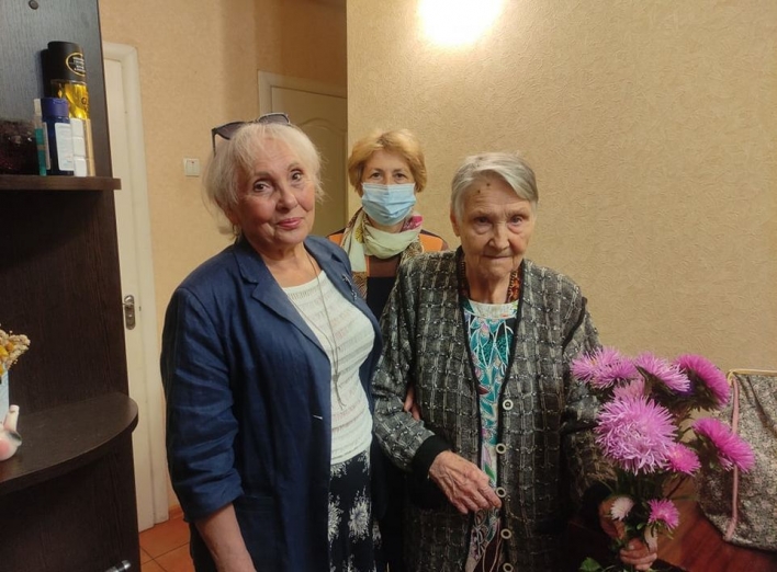 Подвиг 97-річної ніжинки Уляни Лупандіної 