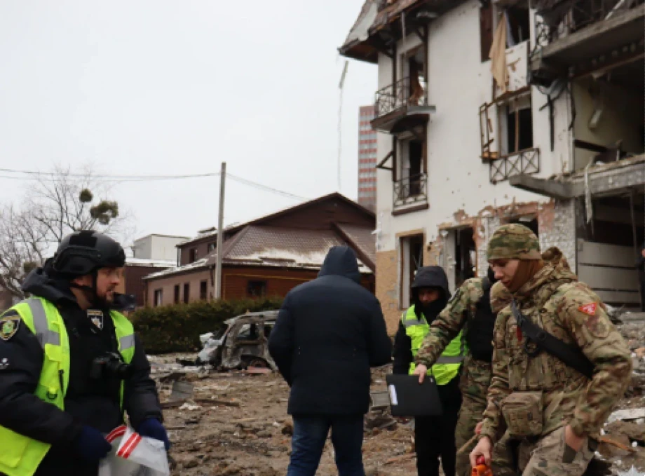 Росіяни обстріляли середмістя Харкова: є постраждалі