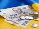 Зарплати українців збільшать на 8,5%: прогноз уряду