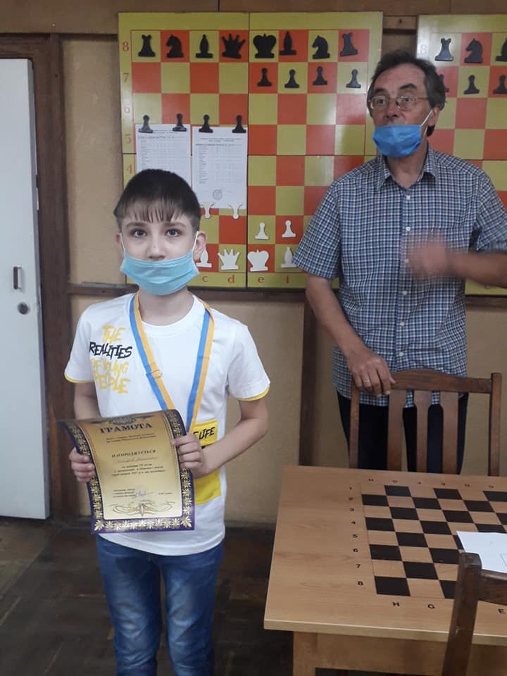 шахи, діти, чемпіони