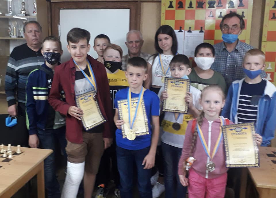 шахи, діти, чемпіони