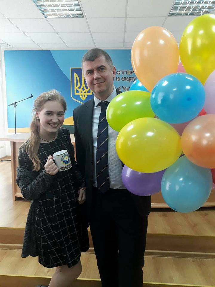 студенти, учні, стипендія, молодь