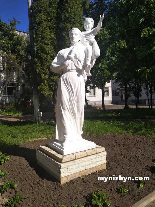пам'ятник Матері та дитини, реставрація, встановлення