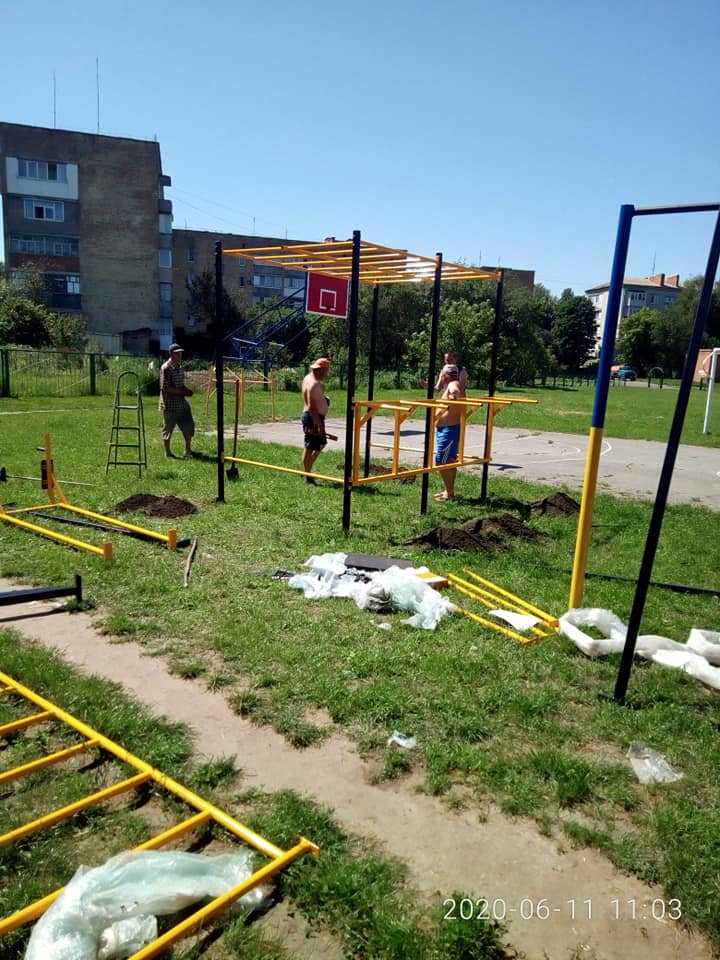 спорткомплекс, Амосова, спорт, майданчик