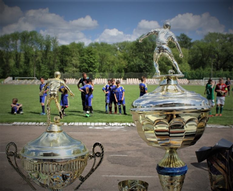 футбол, поляки, змагання
