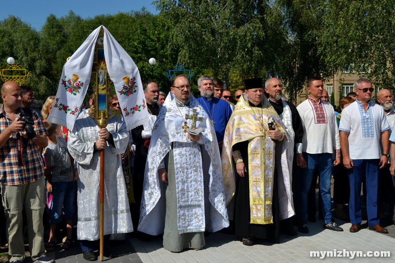 День Незалежності, святкування, пам'ятник, відкриття
