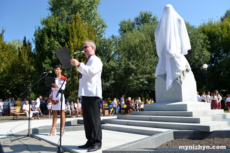День Незалежності, святкування, пам'ятник, відкриття