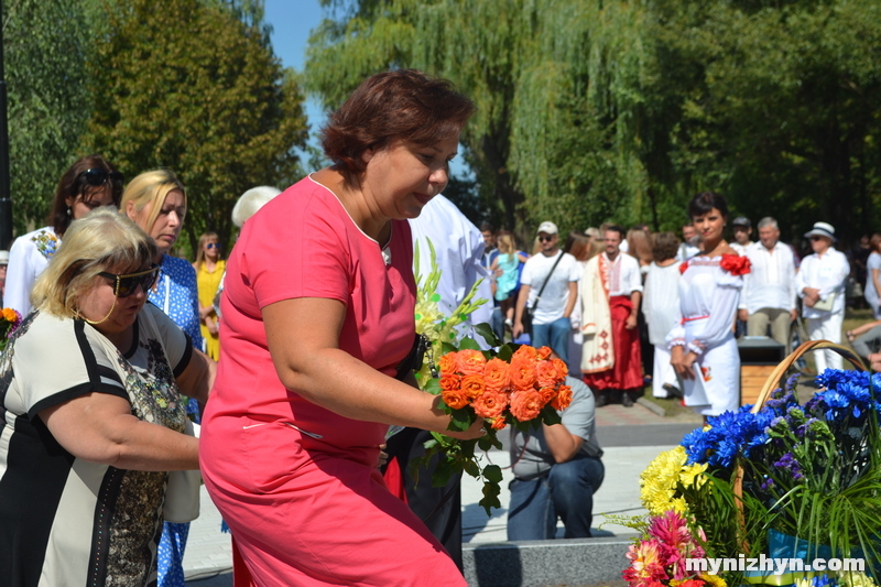 День Незалежності, святкування, пам'ятник, відкриття