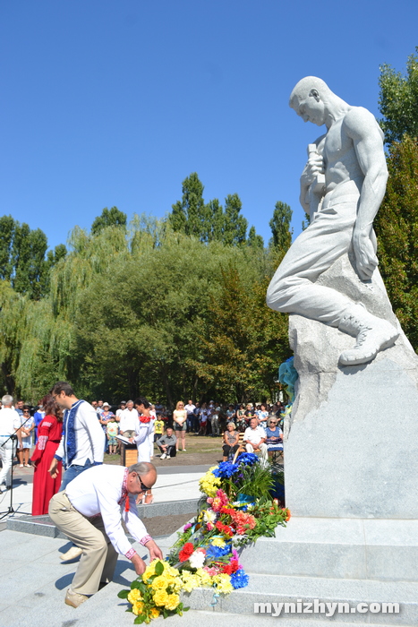 День Незалежності, святкування, пам'ятник, відкриття