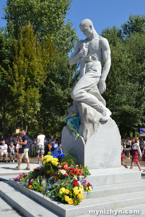 День Незалежності, святкування, пам'ятник, відкриття