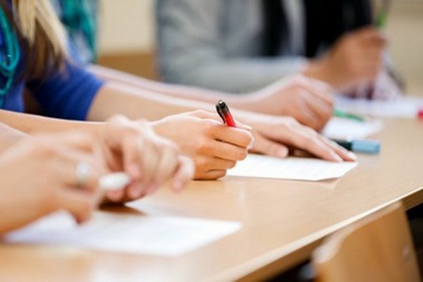 ЗНО, випускники