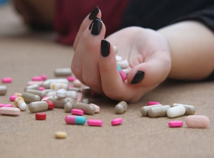 На Чернігівщині школярка наковталася таблеток 